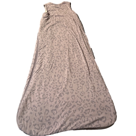 Kyte BABY Leopard Print Sleep Sack - Light Purple - Picture 4 of 7